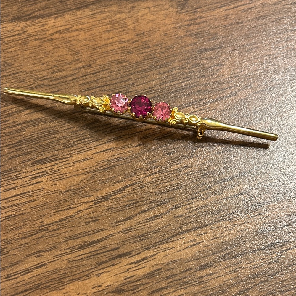 Gold and Pink Vintage Brooch